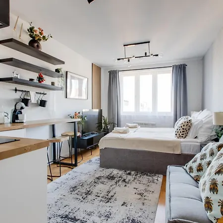Design Charles Square, Old Town Daire *